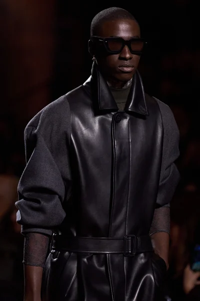 Look 33